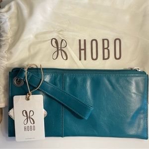 HOBO Bluegrass Wristlet (NWT)